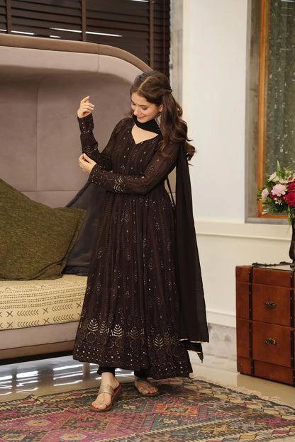 SANAYA'S' BLACK Or RED SUIT SET -01