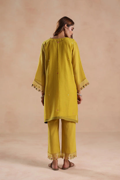 Gulbahar Mustard Yellow Chanderi Silk Floral Embroidered Kurta Pant Set