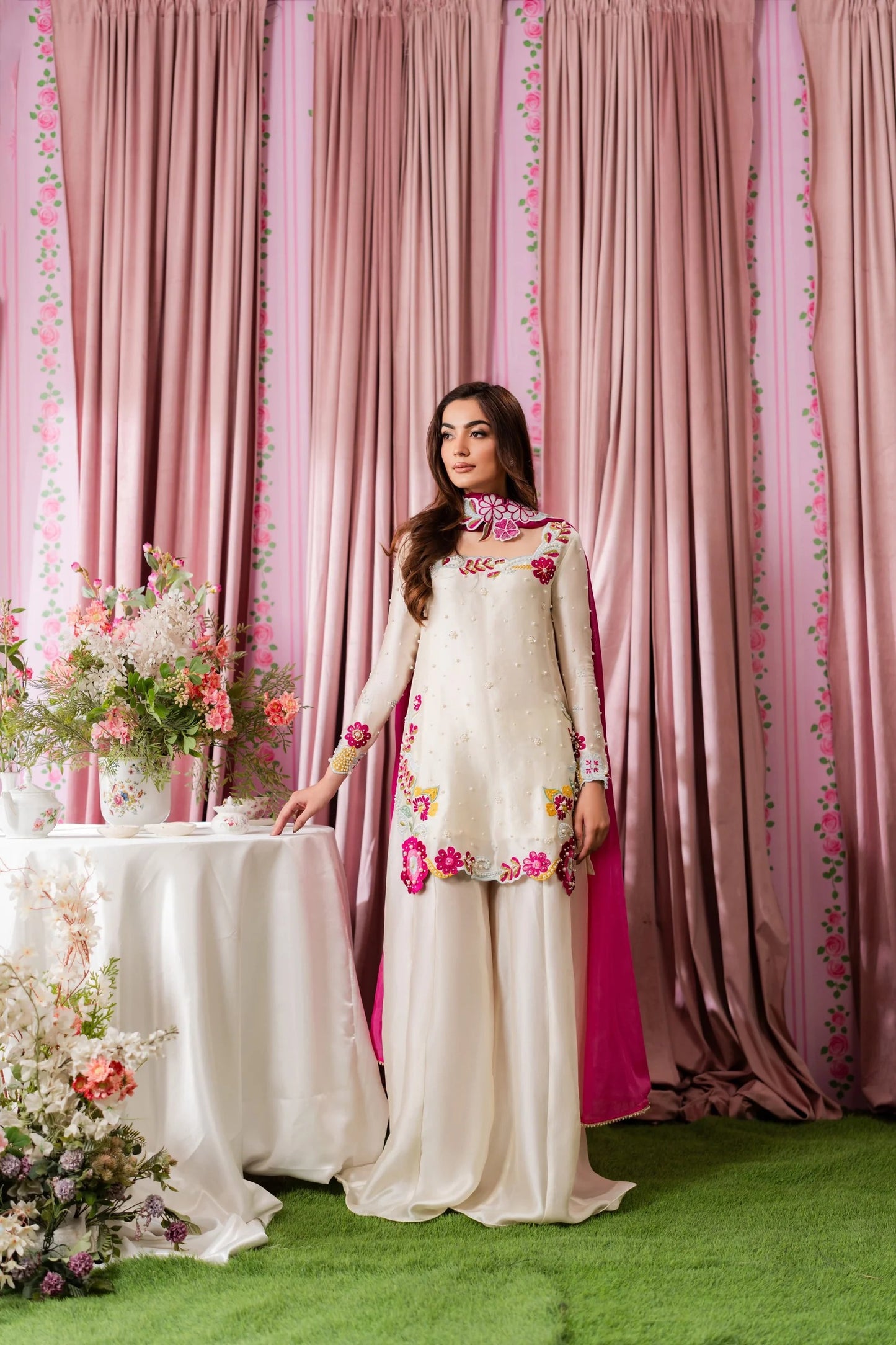 aria | eid - sera luxe | shanzay anooshay