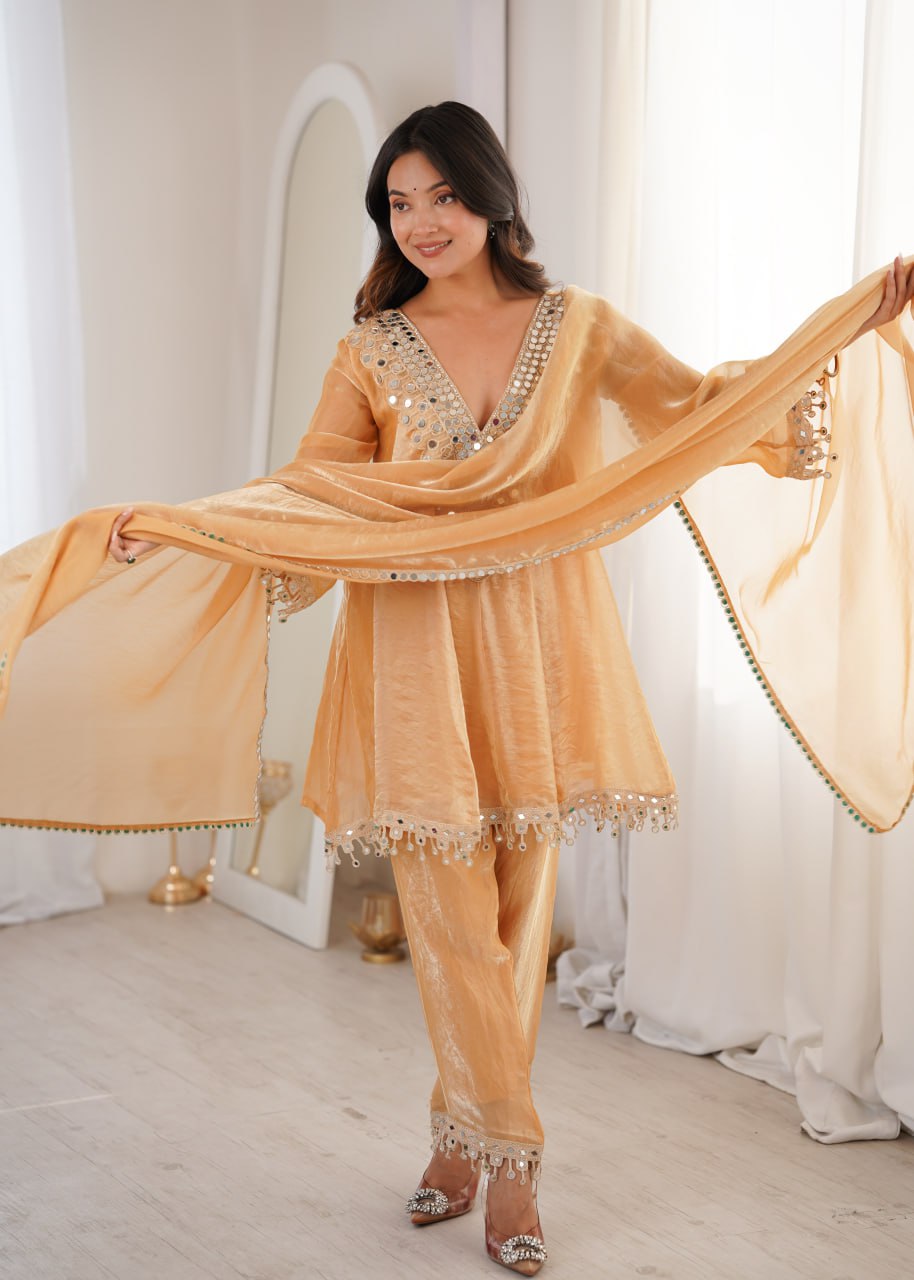 noor luxe kurta set