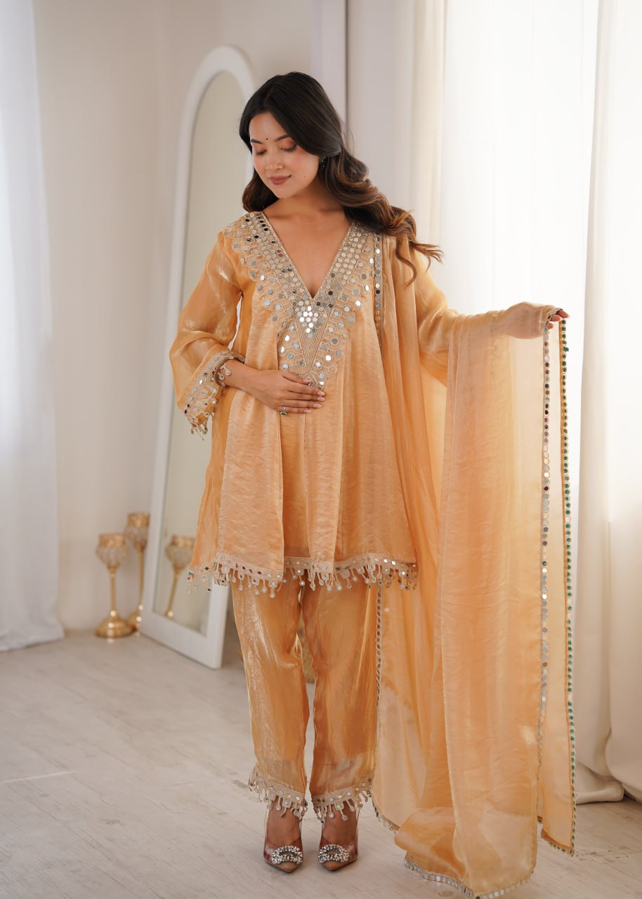 noor luxe kurta set