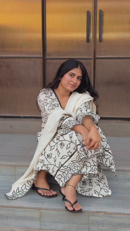 Gul-e-Khaas Black and White Cotton Suit Set with Dupatta