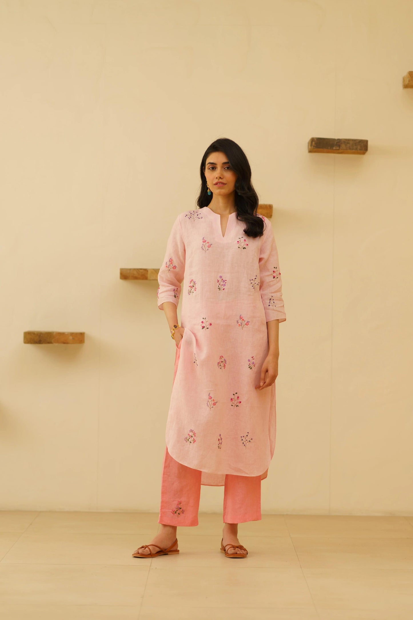 pink floral embroidered mal chanderi kurta set with organza dupatta for women
