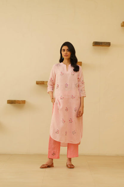 Pink Floral Embroidered Mal Chanderi Kurta Set with Organza Dupatta for Women